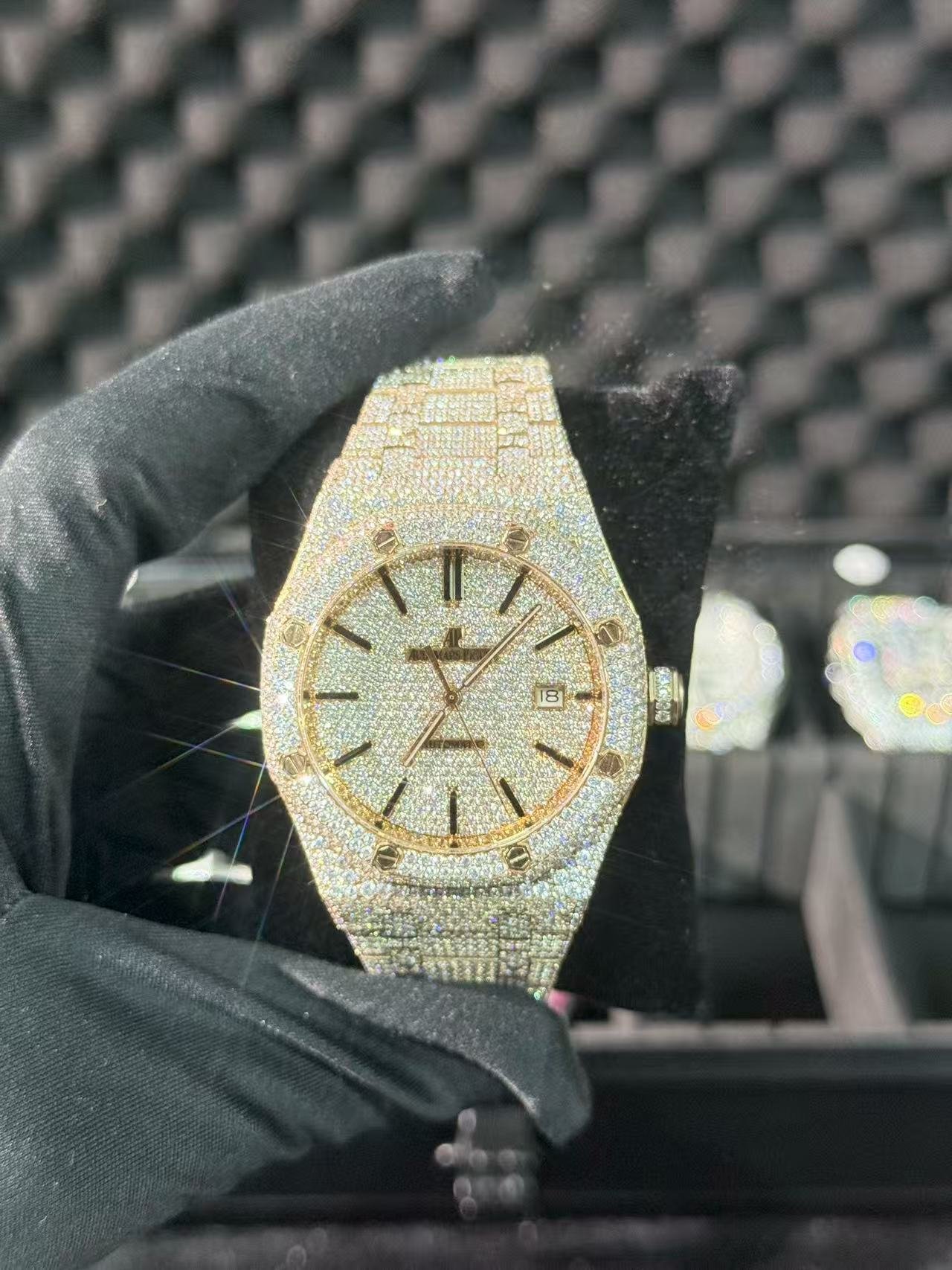 Audemars Piguet rose gold full of diamonds luxury replica